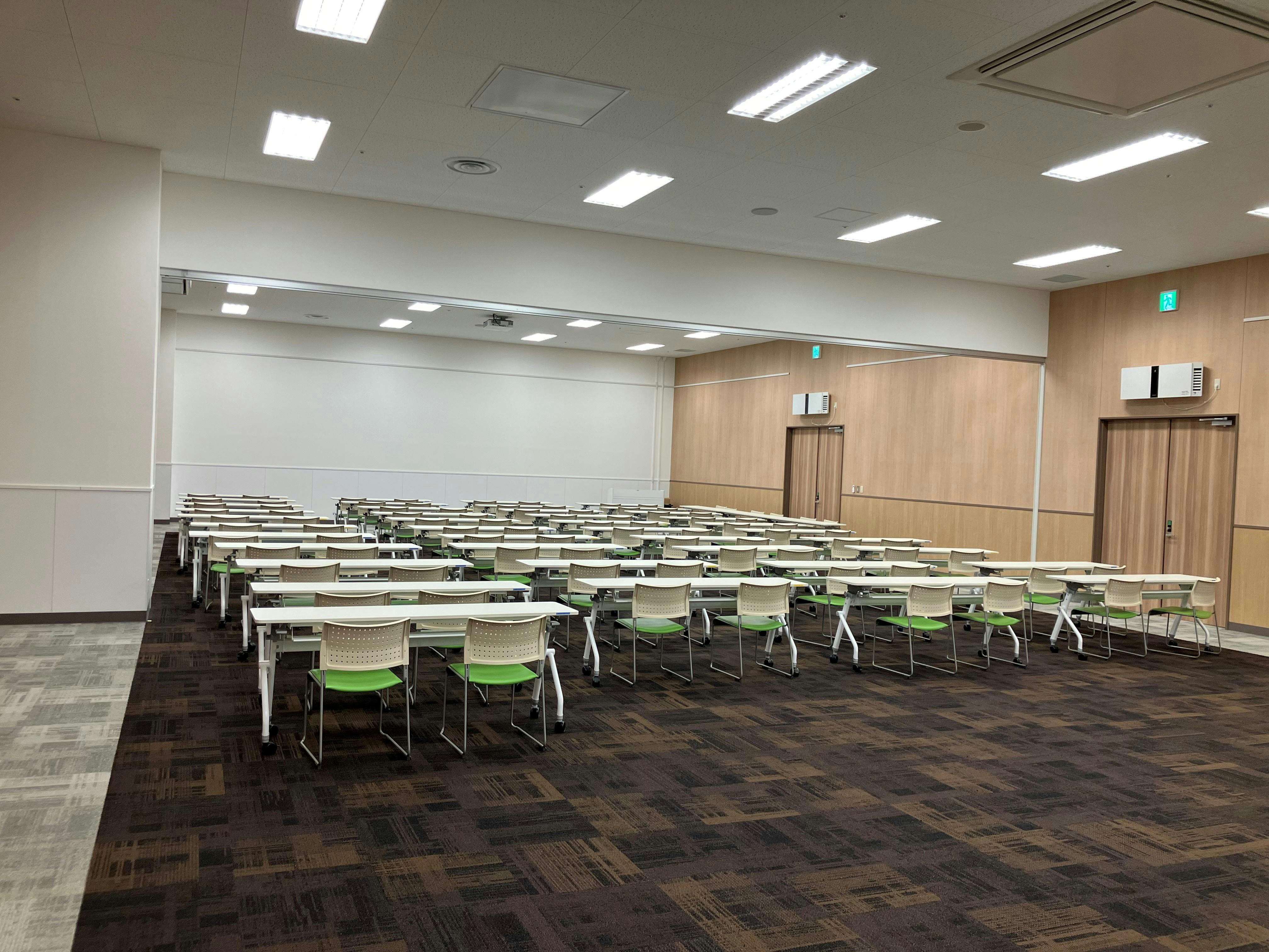 【イオンモール熱田】プロモーションイベントに最適な3F あつたハピネスホールA+Bの催事イベントスペース