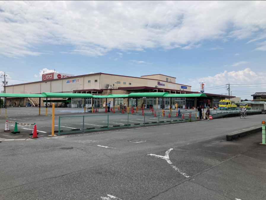 【ピアゴ佐屋店】販促プロモーションや食物販に最適な1Fパン屋横のイベントスペース