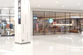 【イオンモール津南】1Fつどいの広場横(スターバックス側)