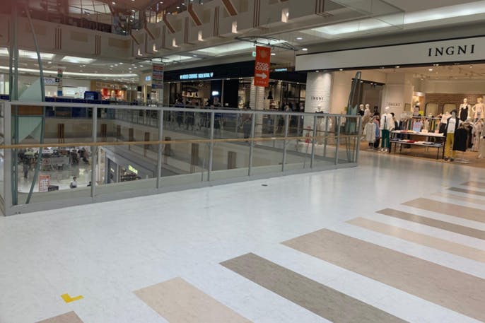 【イオンモールナゴヤドーム前】各種プロモーションや物販、に最適なAZUL前のイベントスペース