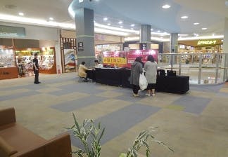 【イオンモール盛岡南/3FブリッジA】各種プロモーションイベントや物販イベントに最適な施設3階吹き抜け付近にある通行量の多いイベントスペース