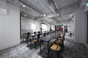 【五反田駅4分】展示会や受注販売に最適なグレーを基調としたシックな雰囲気のレンタルスペース