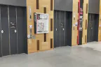 【イオンモール岡山】モール内広告 エレベーター