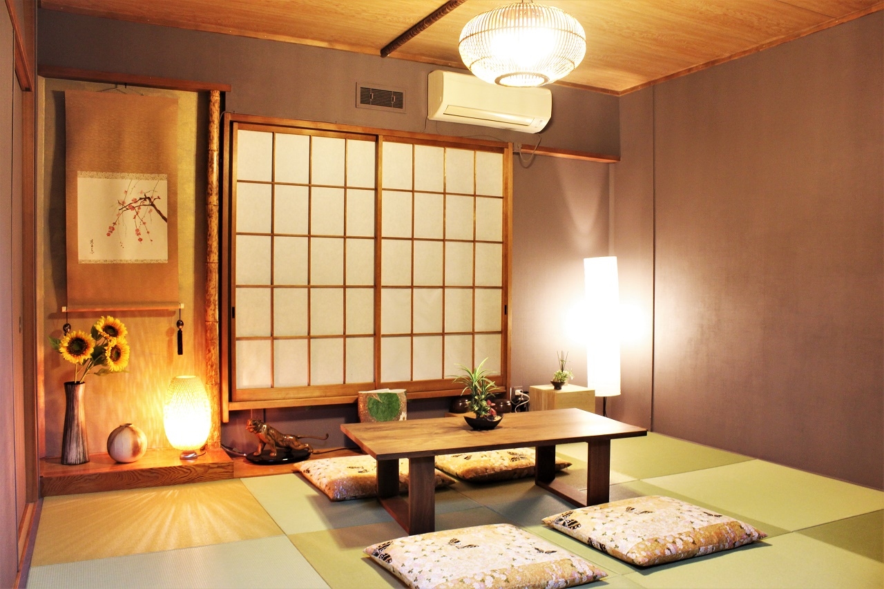 【和室】夜は雰囲気が変わります