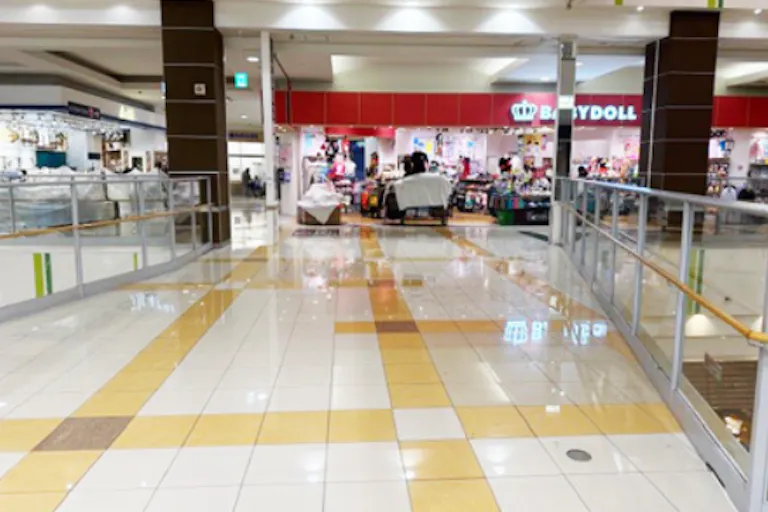 【イオンモール大日*】イオン棟2F:ベビードール前の画像1