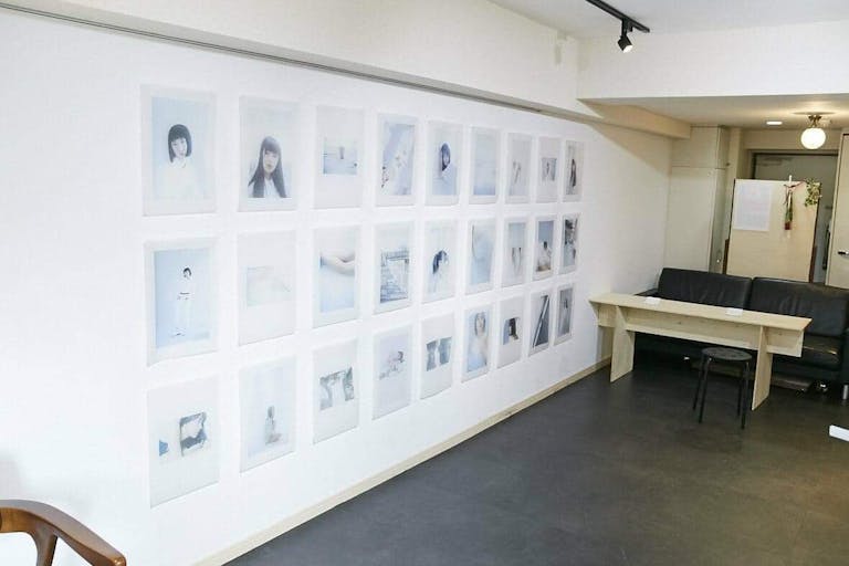 【明治神宮前駅8分/5日以上ご利用の方◎】自然光の差し込むアートギャラリー/イラスト展・写真展も自由なレイアウトで展示可能/ポップアップ・展示受注会の画像4