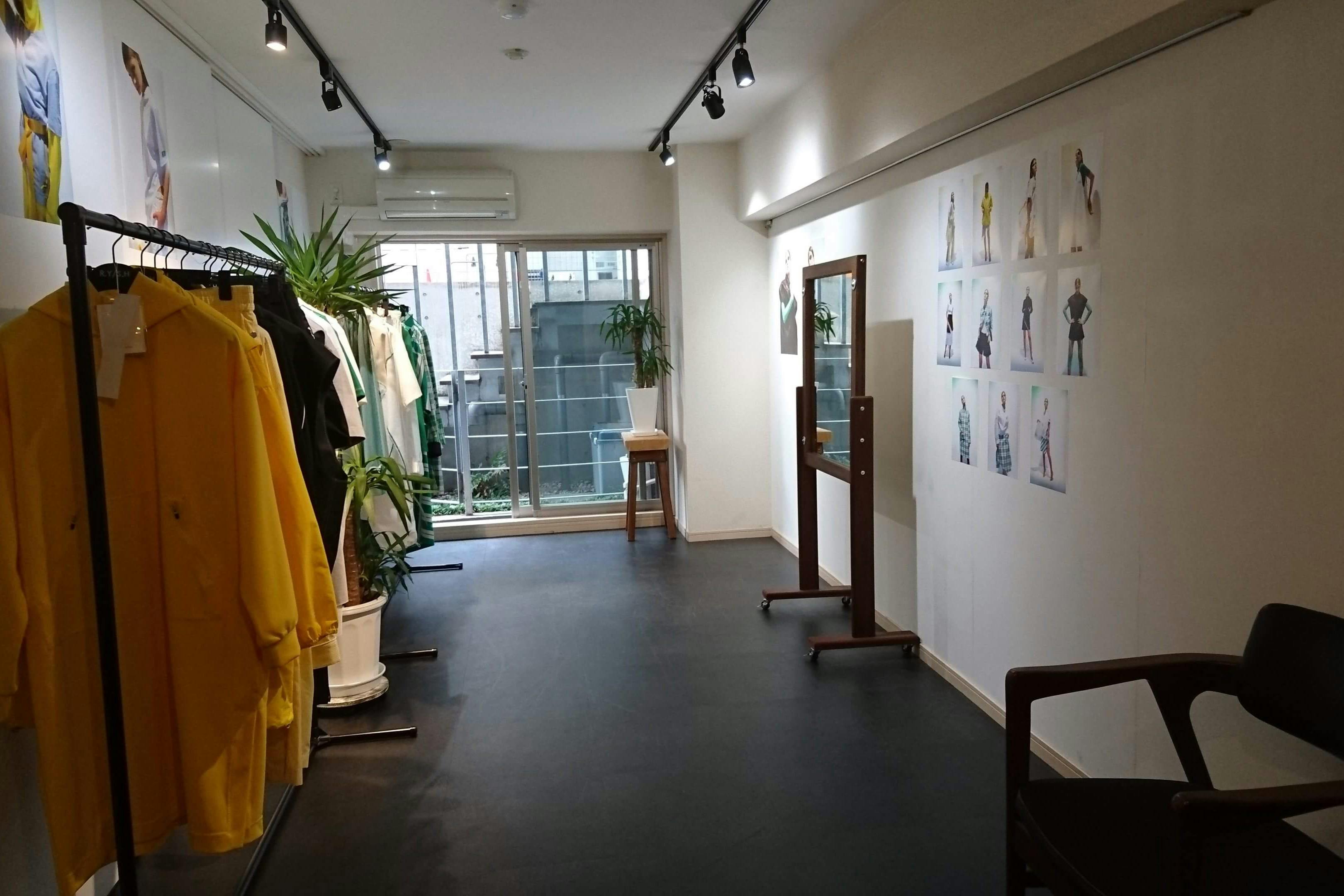 【明治神宮前駅8分/5日以上ご利用の方◎】自然光の差し込むアートギャラリー/イラスト展・写真展も自由なレイアウトで展示可能/ポップアップ・展示受注会