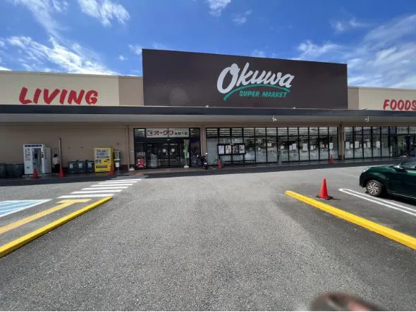 【オークワみなべ】販促キャンペーンやプロモーションイベントに適した軒下(入口付近(旧クリーニング店前):屋根有)スペース