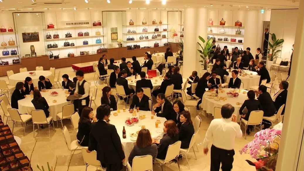 【阪急京都河原町駅7分】展示会やポップアップストア、企業イベントに最適な白を基調とし大中小と選べる最大333㎡ スペースの画像8