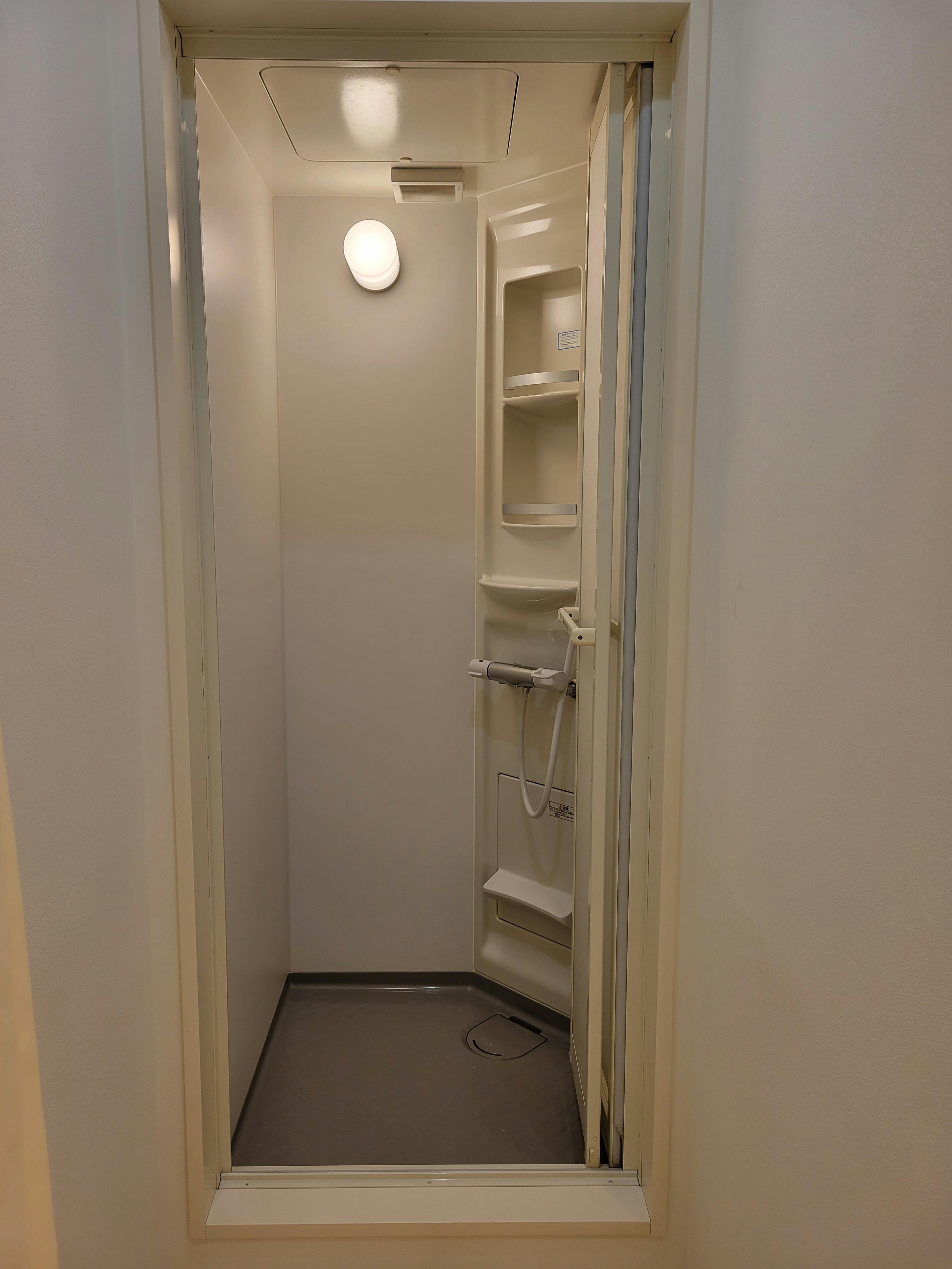 【森ノ宮駅5分/クールジャパンパーク大阪】撮影やリハーサルに適した大型ステージと客席が活用可能なスペース