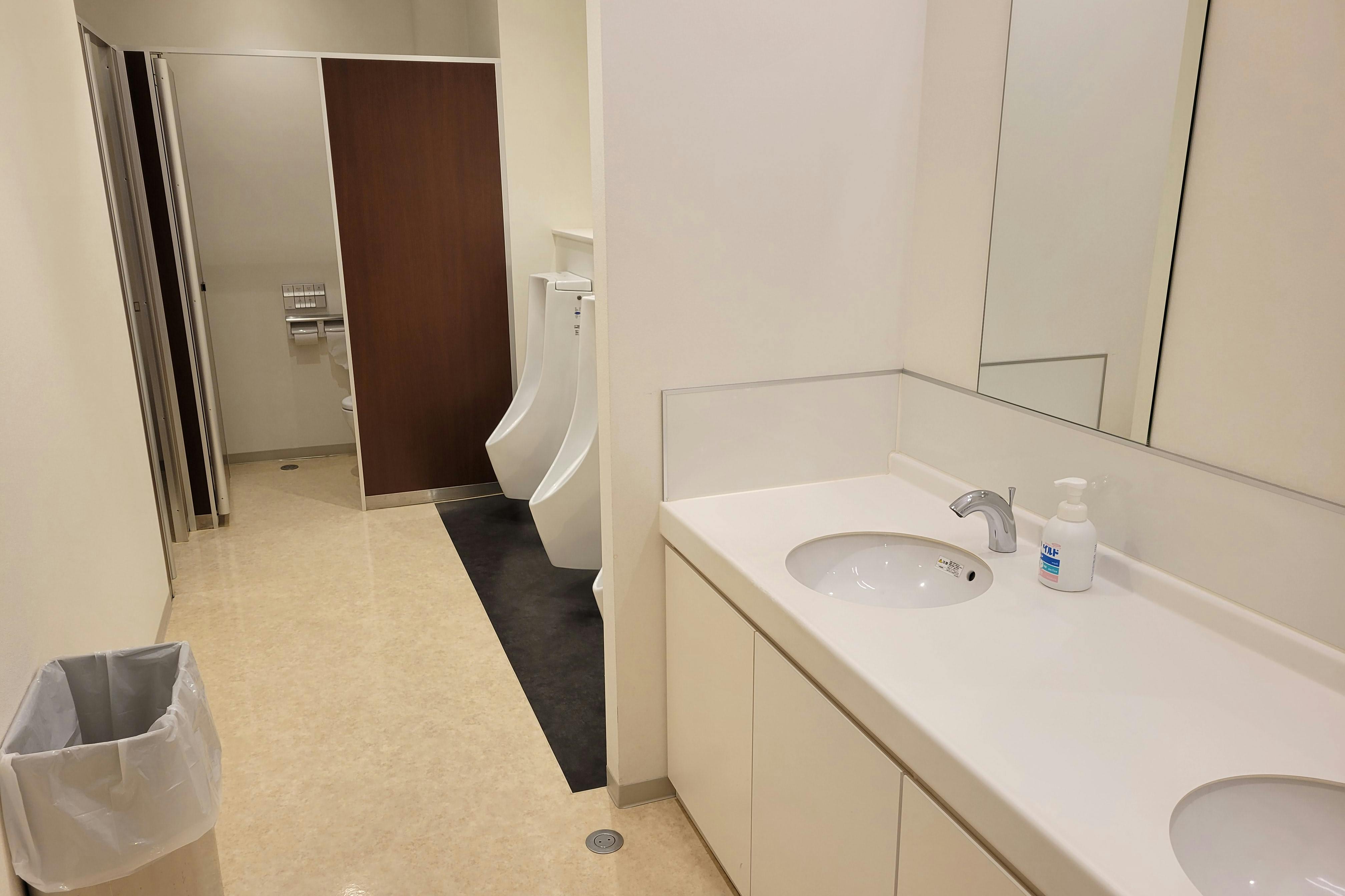 【森ノ宮駅5分/クールジャパンパーク大阪】撮影やリハーサルに適した大型ステージと客席が活用可能なスペース