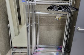 【森ノ宮駅5分/クールジャパンパーク大阪】撮影やリハーサルに適した大型ステージと客席が活用可能なスペース