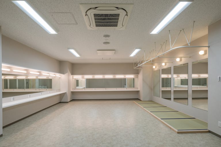 ãªãã·ã§ã³ïŒæ¥œå±