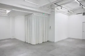 【外苑前駅4分】大型LEDスクリーン!撮影やポップアップストアに最適な、白壁&171㎡の広々空間&アクセス抜群のイベントスペース