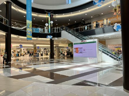 【イオンモール福岡】ウエストコートの画像