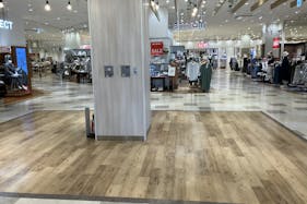 【SOCOLA南行徳】1階エントランス・エレベーター前 物販、食物販のポップアップストアや販促プロモーションに最適な催事イベントスペース