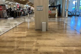 【SOCOLA南行徳】1階エントランス・エレベーター前 物販、食物販のポップアップストアや販促プロモーションに最適な催事イベントスペース