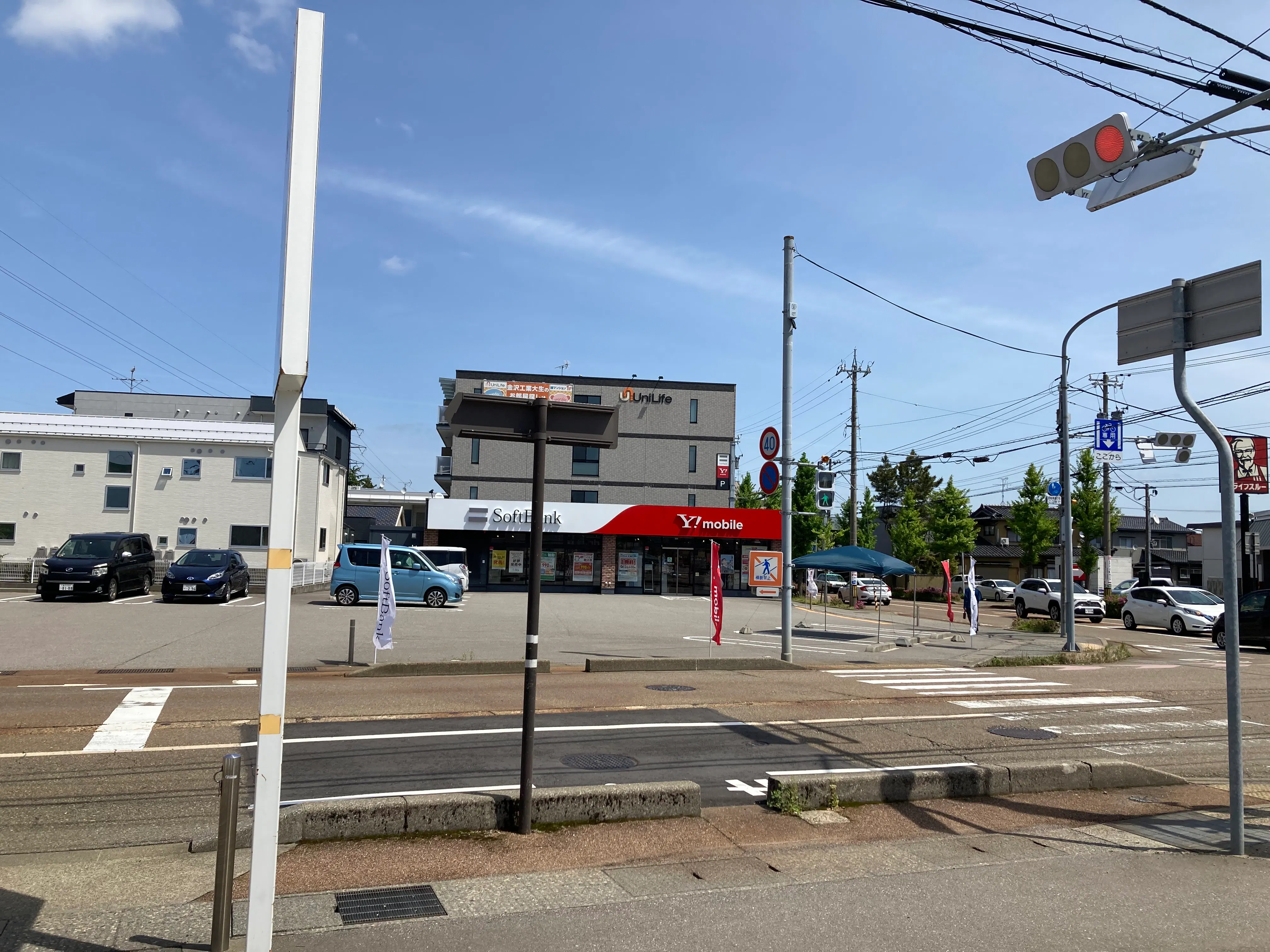 【野々市工大前駅13分】キッチンカーやマルシェなど屋外型イベントに適したSoftbank金沢工大前店の駐車場スペース