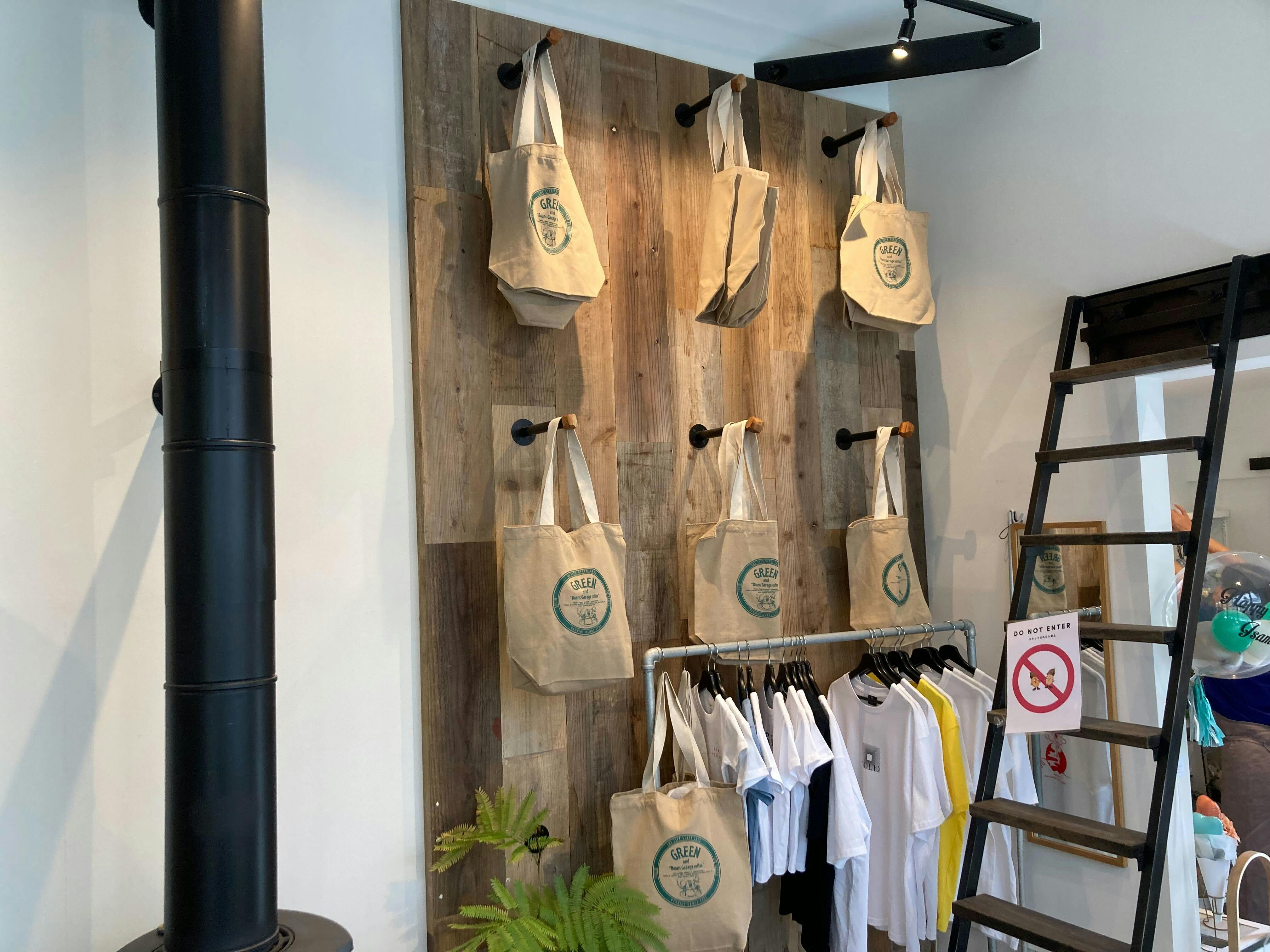 【渋谷駅8分】アパレルのポップアップストア、展示会に適した代官山、桜丘、鉢山に囲まれた高級住宅が立ち並ぶエリアに位置するカフェ内イベントスペース(部分貸し)