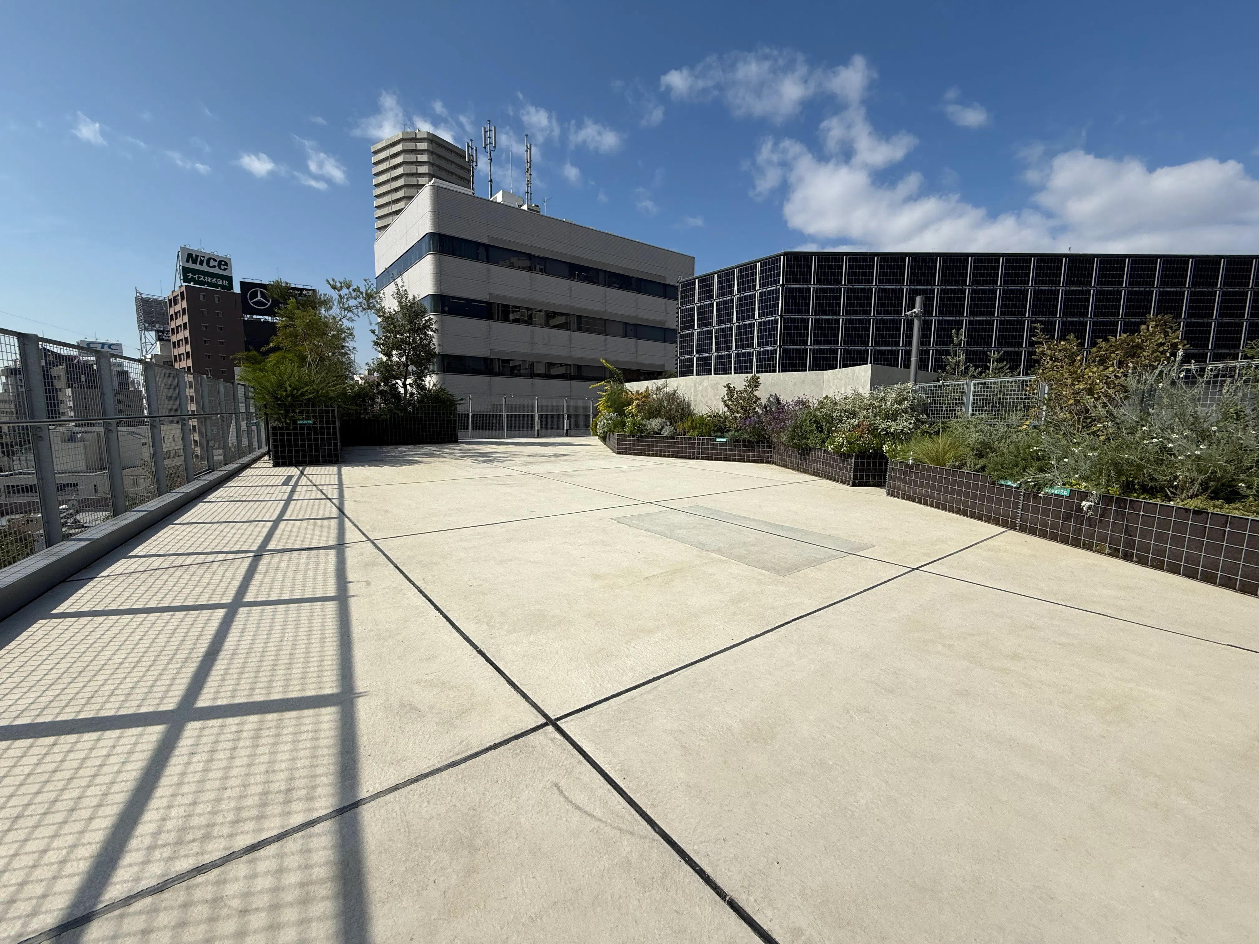 【KOMAZAWA Park Quarter】【駒沢大学駅徒歩１分】駒沢の街を一望できる屋上イベントスペース「KOMAZAWA Park Quarter Rooftop」の画像