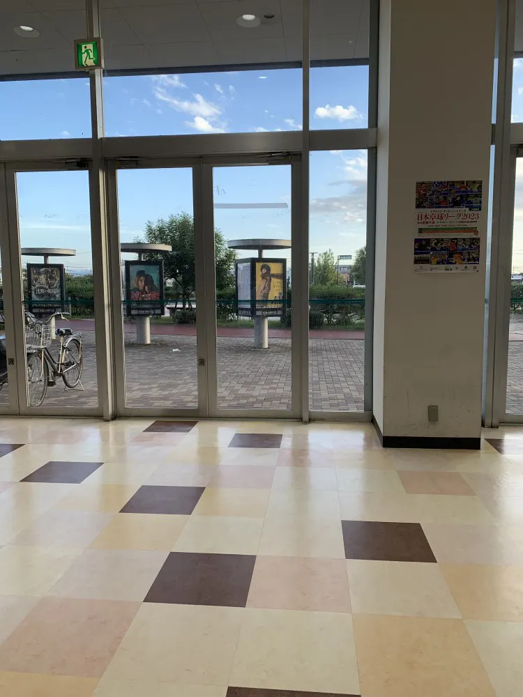 【メッサオークワガーデンパーク和歌山】プロモーションに利用可能な東館エレベーター前スペース