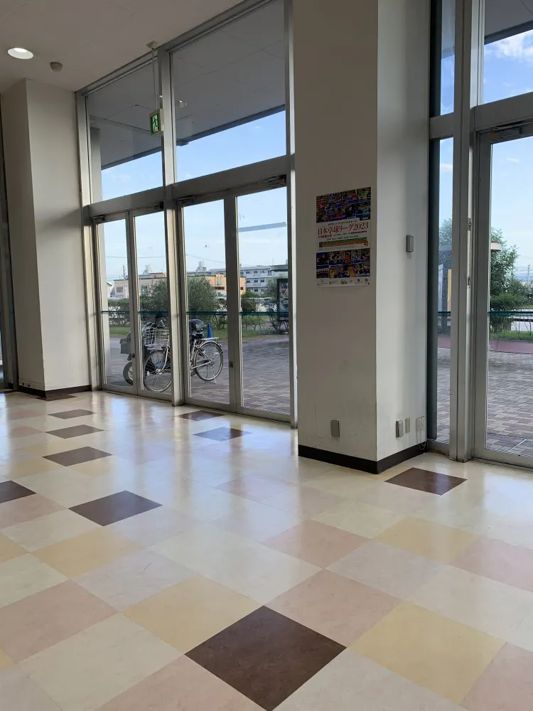 【メッサオークワガーデンパーク和歌山】プロモーションに利用可能な東館エレベーター前スペース