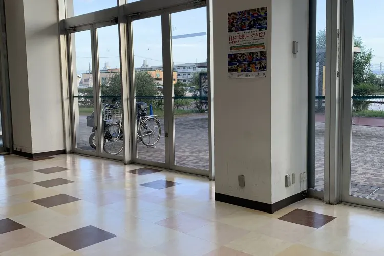 【メッサオークワガーデンパーク和歌山】プロモーションに利用可能な東館エレベーター前スペース