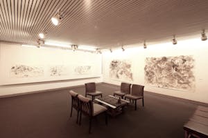 【浜町駅4分/2F】個展・グループ展等のアート展やアパレル展示会、招待制のイベント開催に最適なアクセス環境の良いギャラリースペース