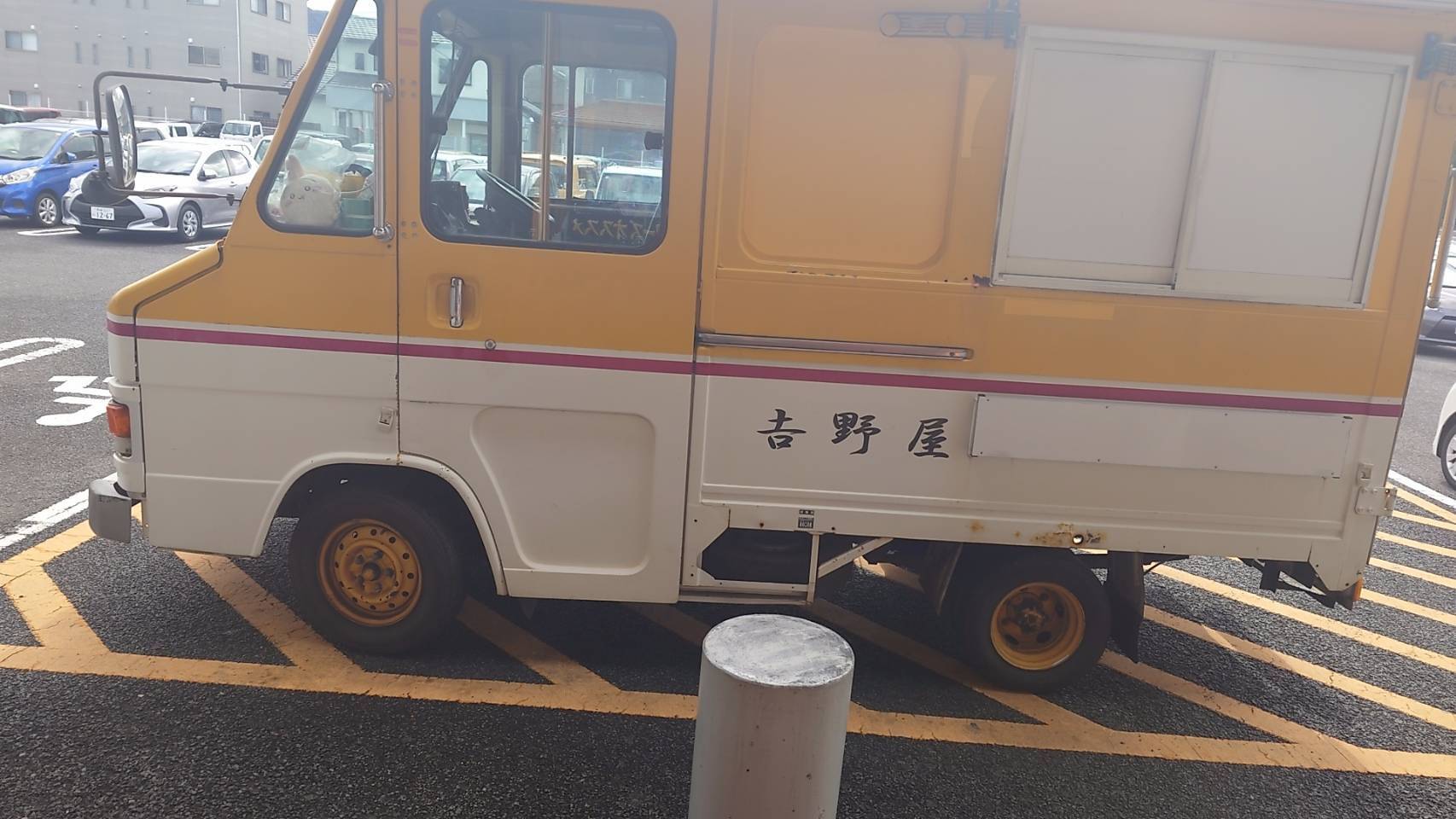 【ダイナム佐世保店ゆったり館】キッチンカー出店やプロモーションイベントに最適なアミューズメント施設のイベントスペース