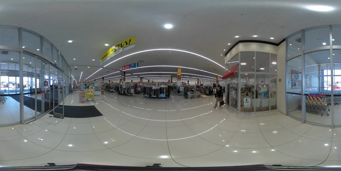 【スーパーセンターオークワ幸田】プロモーションに利用可能な衣料品側スペース