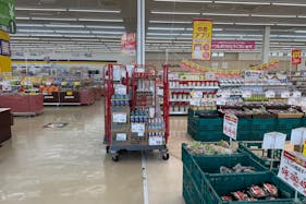 【ゆめマート 行橋】レジ横(柱前) 販促プロモーションや物販のポップアップストアにおすすめな催事イベントスペース