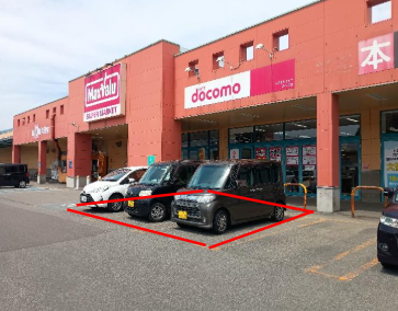 【マックスバリュ野辺地店】店舗前駐車場（キッチンカー） 販促プロモーションやキッチンカー出店に最適なスーパー店外催事イベントスペース