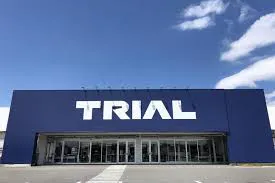 【スーパーセンタートライアル大田店】トライアル大田店 屋外正面_左側(屋根あり)