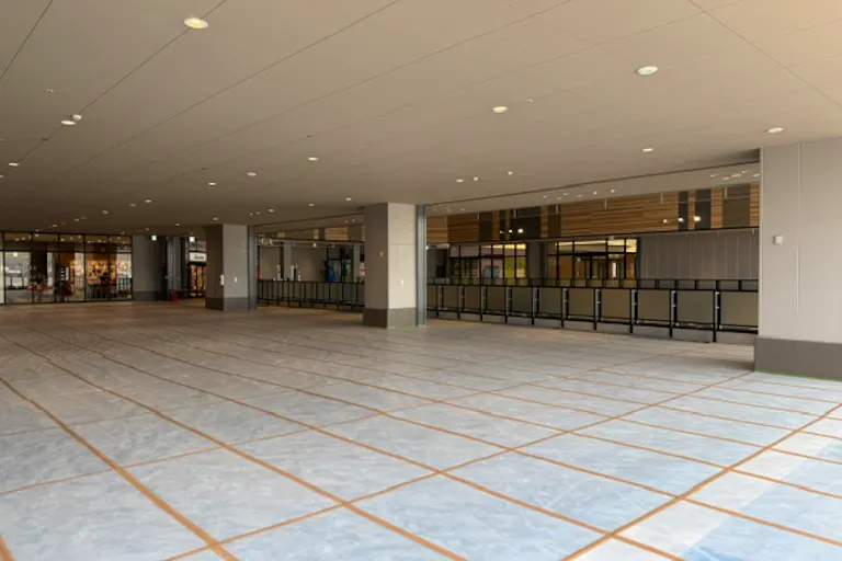 【天満屋ハピーズ西大寺店】東棟2階吹き抜けスペース 各種プロモーション、会員獲得イベントに最適な屋外催事イベントスペースの画像3