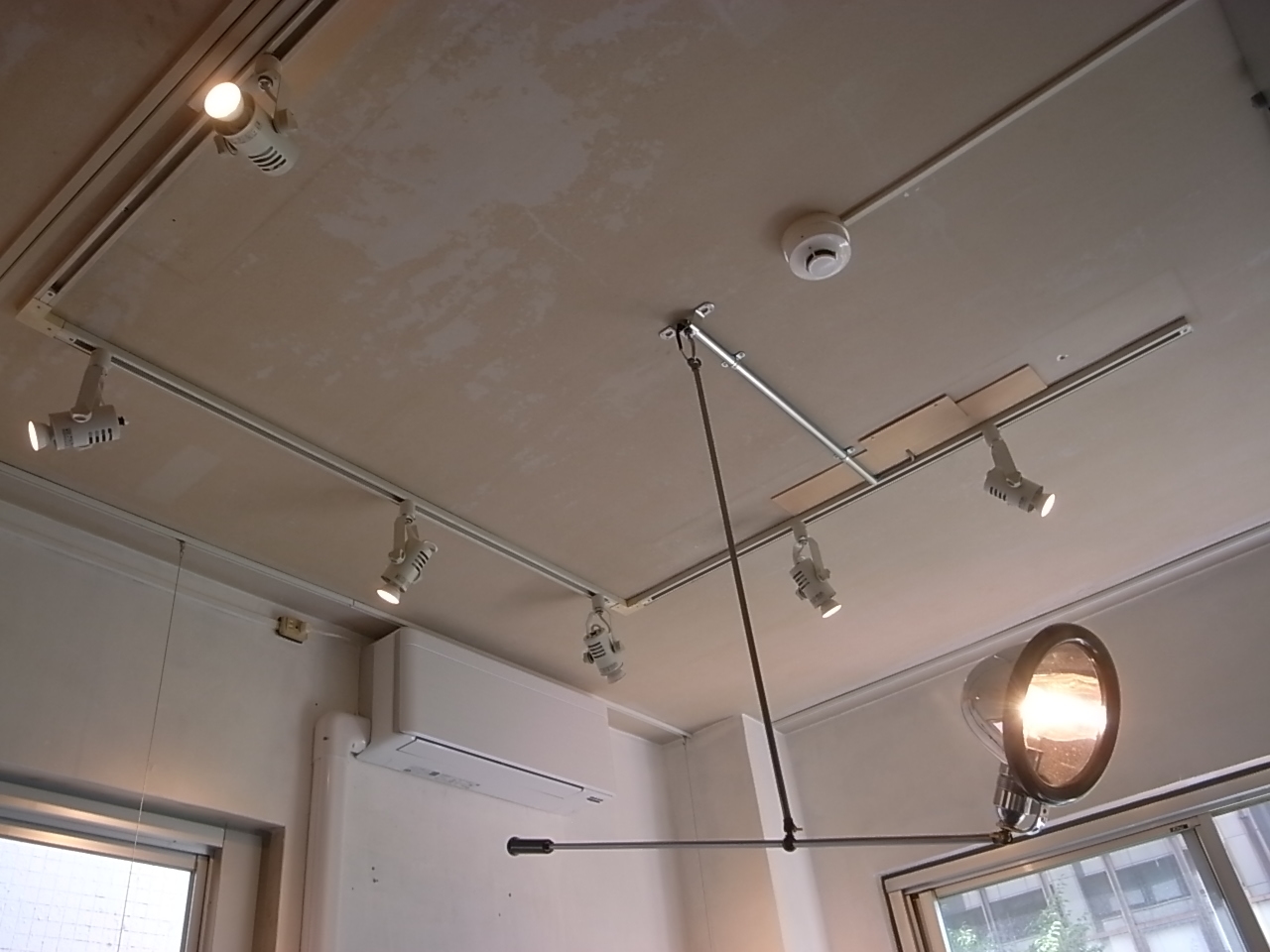天井＆ライト