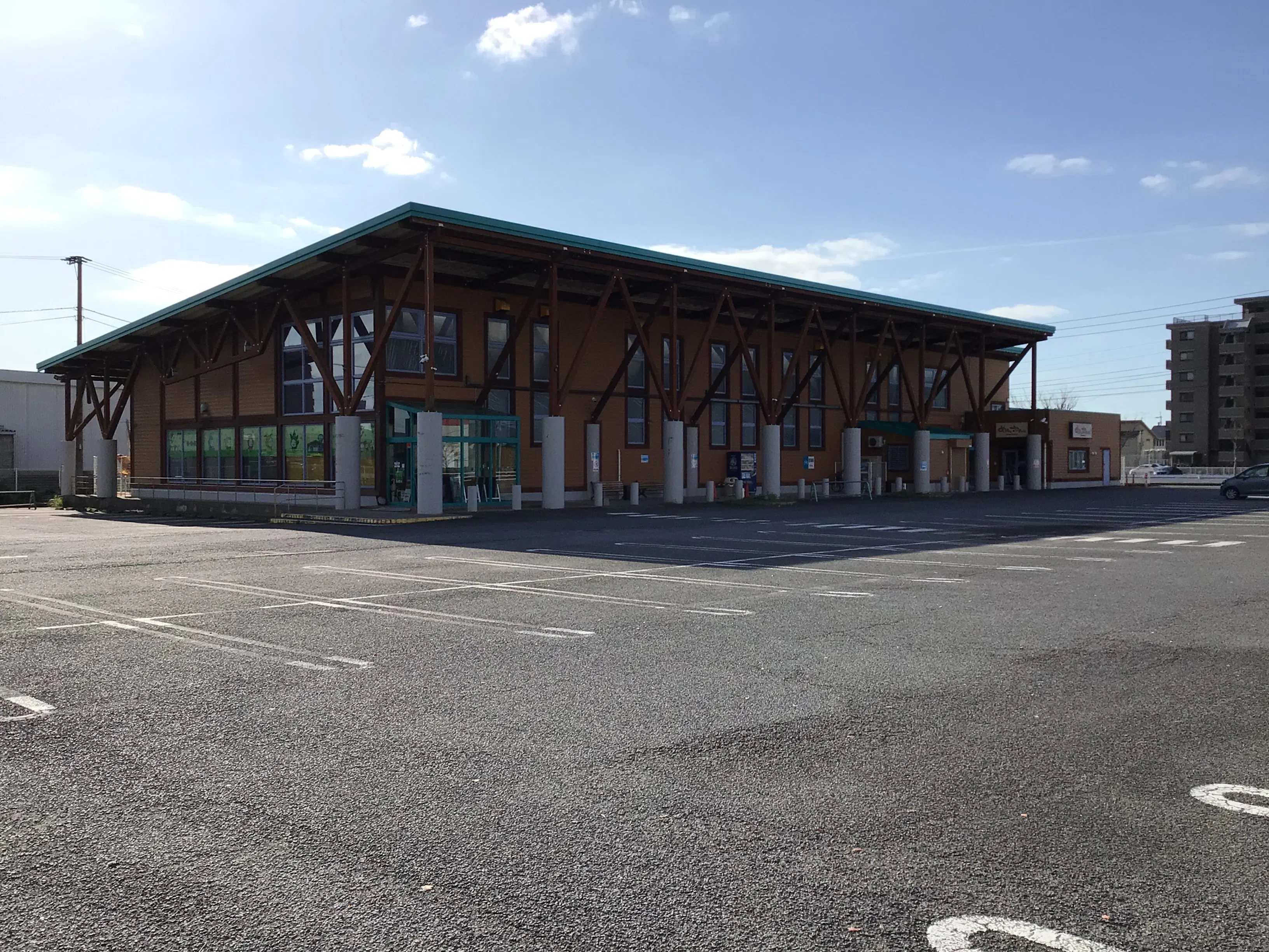 【ダイナム江北店ゆったり館】キッチンカー出店やプロモーションイベントに最適なアミューズメント施設のイベントスペース