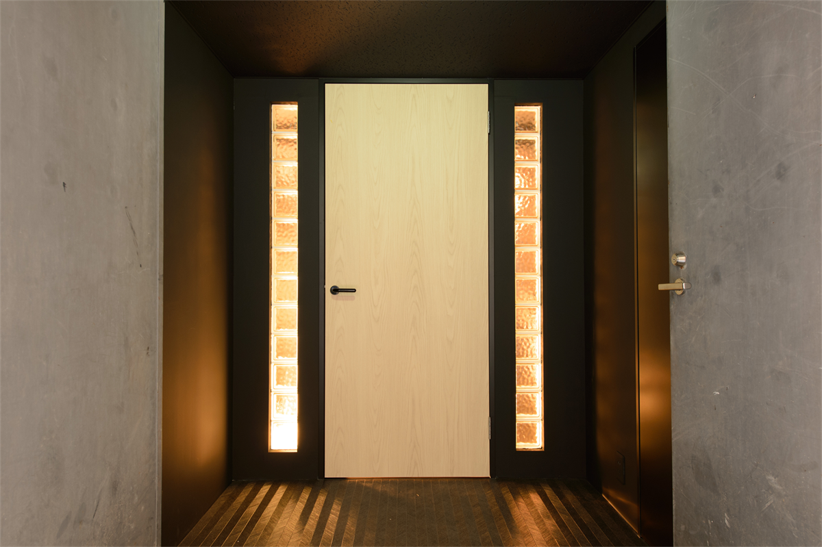 B1Fエントランス