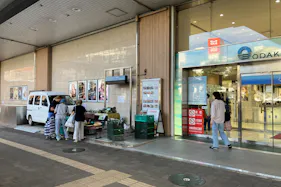 【ODAKYU 湘南 GATE】ODAKYU 湘南 GATE1F エントランス横