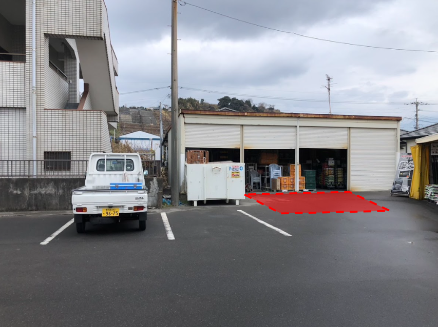 【ファミリーショップニシムタ 垂水店】【ファミリーショップニシムタ垂水店】販促プロモーションや最適な倉庫前のスペース