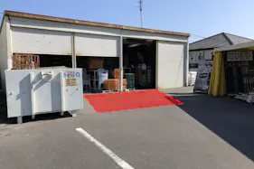 【ファミリーショップニシムタ 垂水店】販促プロモーションや最適な倉庫前のスペース