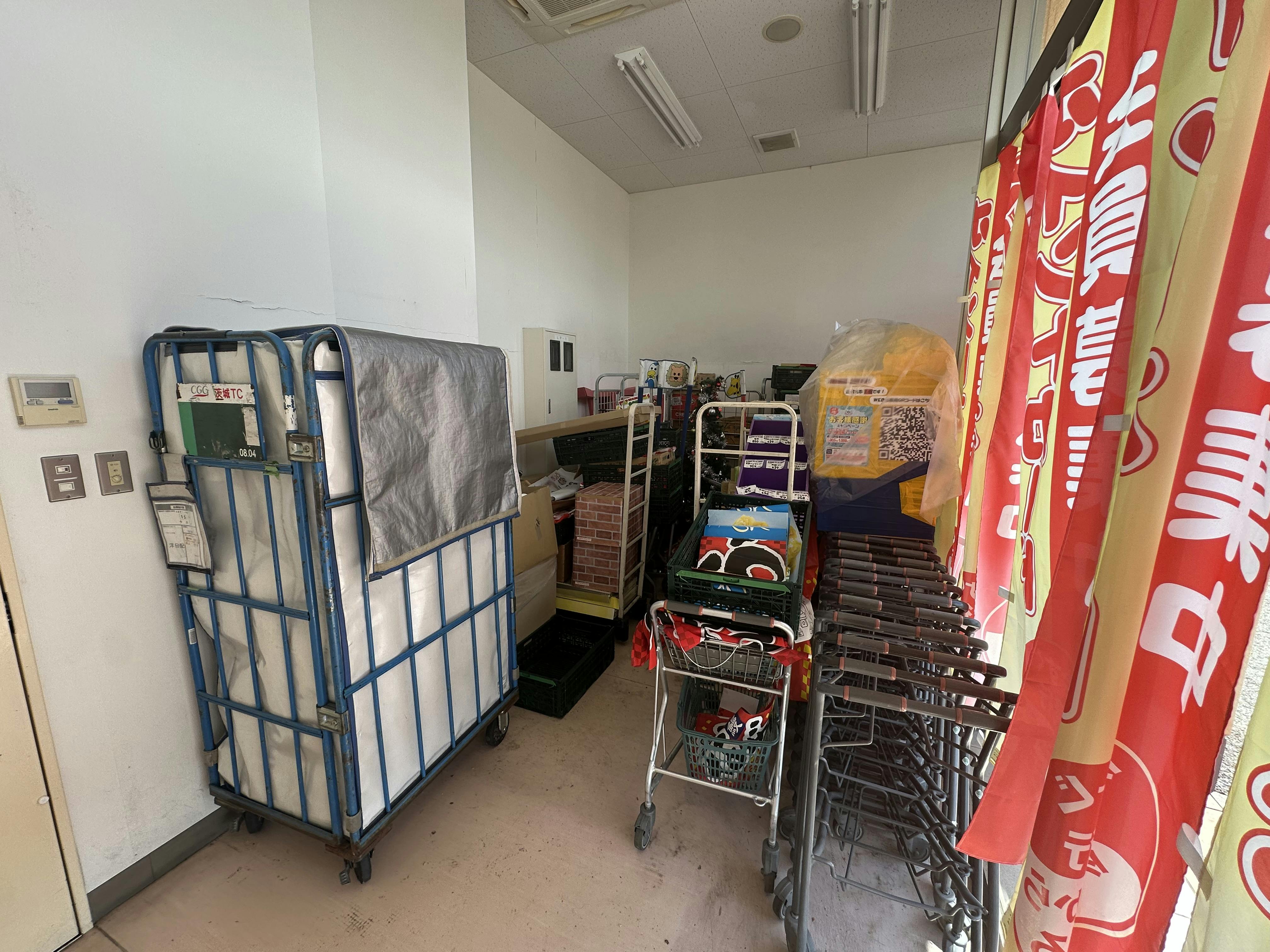 【ヤオハン今市店】プロモーションや物販に最適なクリーニング跡地スペースの画像