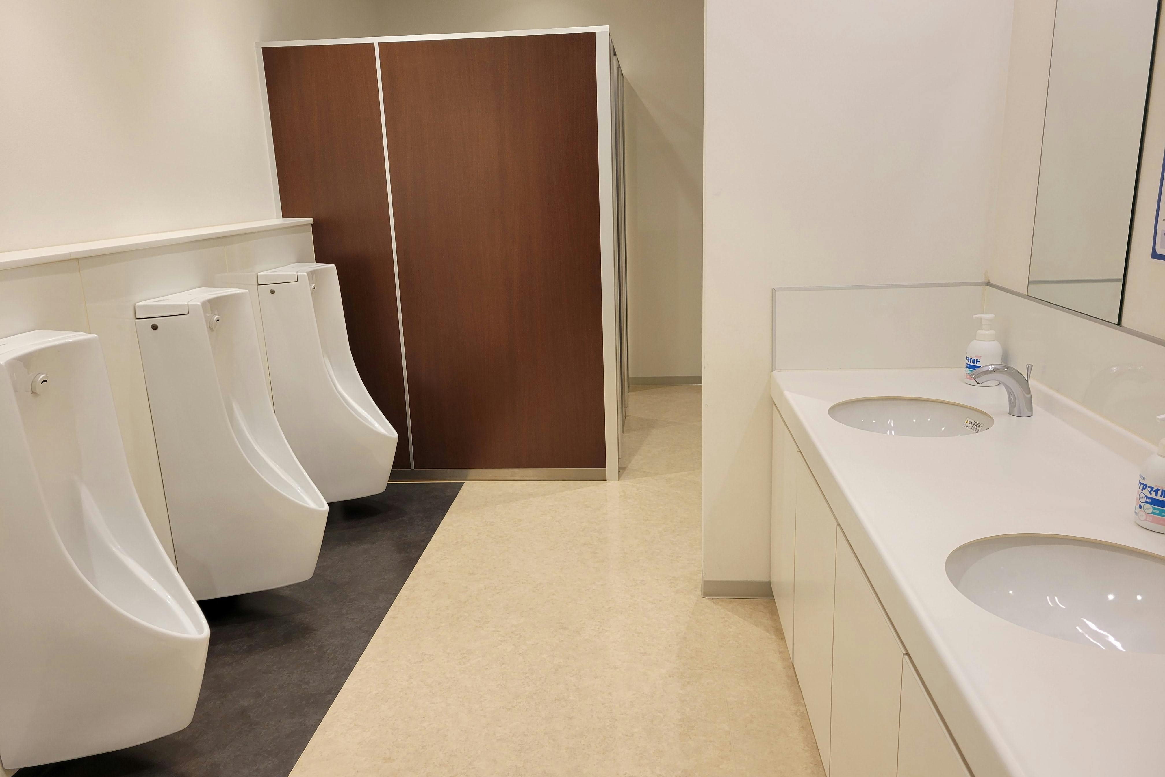 【森ノ宮駅5分/クールジャパンパーク大阪】撮影やリハーサルなどに適した大型ステージと客席の活用が可能なスペース