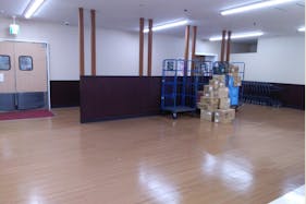 【オリンピック立石店】プロモーションに最適な1Fエレベーター前スペース