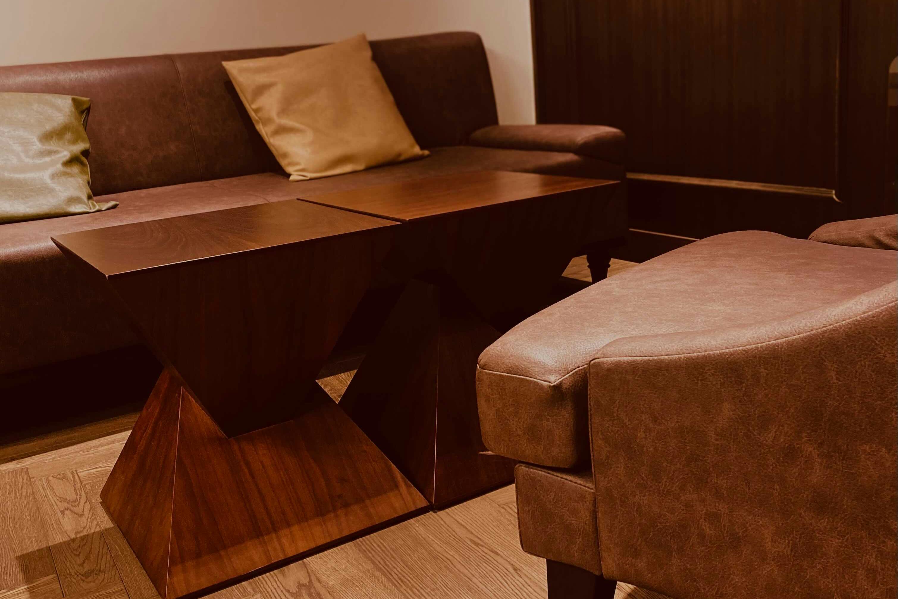 【池袋駅8分】卒業制作やアート作品のギャラリー展示や装飾品のポップアップストア会場に適した演奏会イベントも可能なホテル内1Fカフェスペース