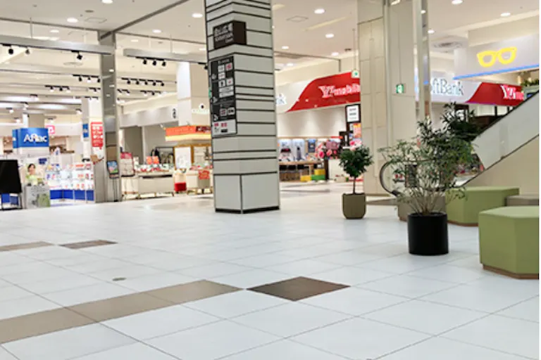 【イオンモール熱田*】1F 金山広場 北の画像1