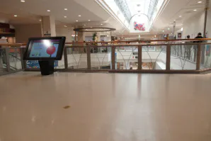 【イオンモール新居浜】『2F 催事スペースG』ー通行量が多く、無印良品の近くに位置し、イオンスタイルと専門店街の間にある催事場、商品PRに最適!!