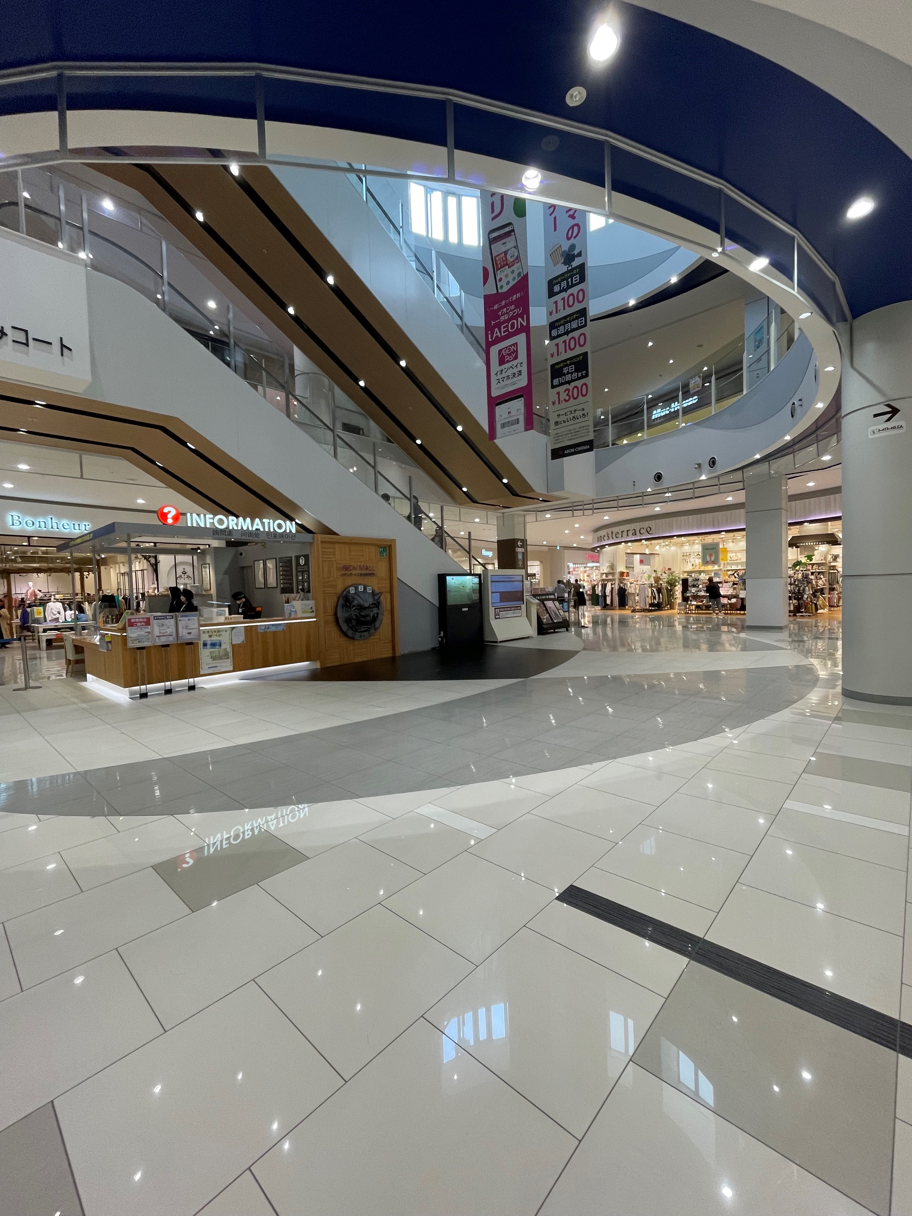 【イオンモール今治新都市】スペースC（1F さざなみコート）