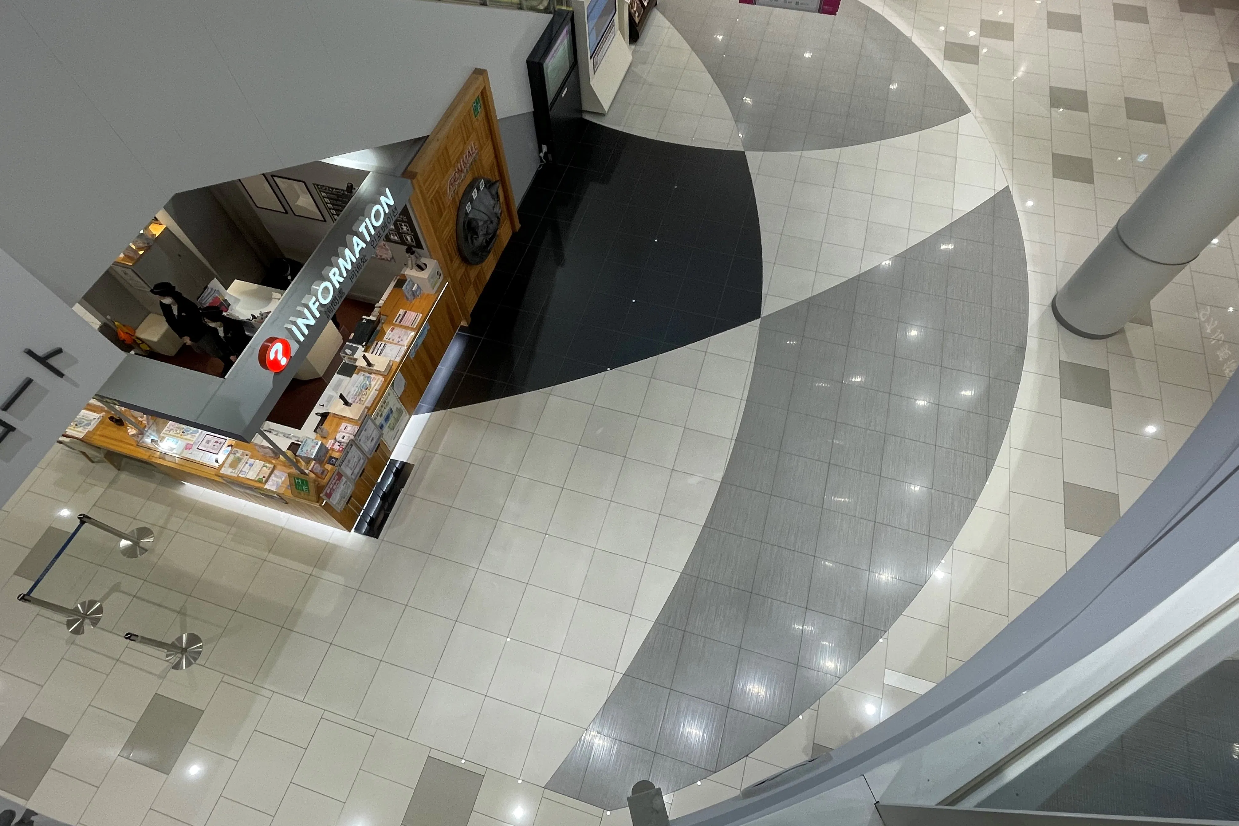 【イオンモール今治新都市】スペースC(1F さざなみコート)