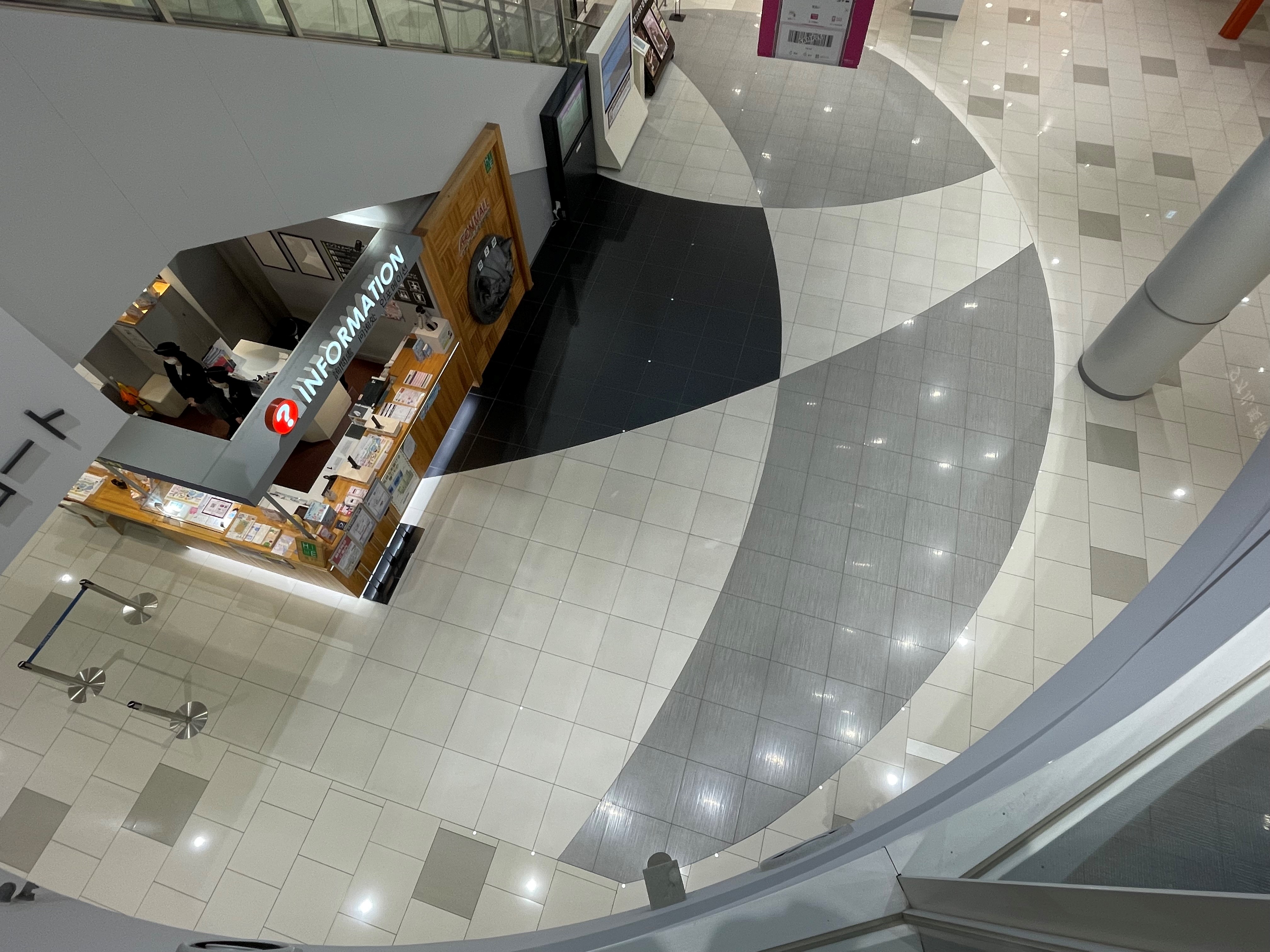 【イオンモール今治新都市】スペースC（1F さざなみコート）