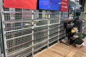 【ユニディ曽谷店】入口入ってすぐ 物販やプロモーションに最適なホームセンター内の催事イベントスペース